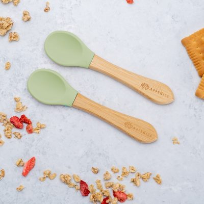 Set Lingurite din bambus, AppeKids – Raw Green